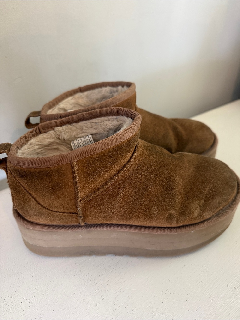 Ugg Ultra Mini Platform Chestnut size 7